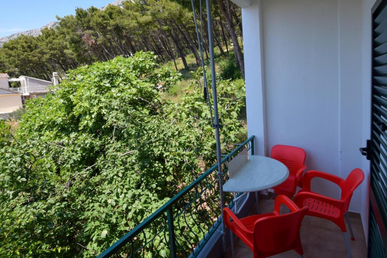 Ferienwohnung Marios Brela Exterior foto