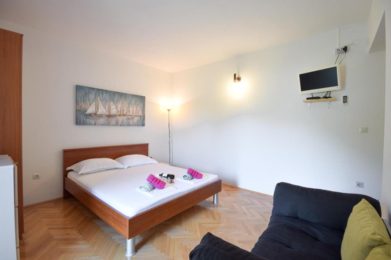 Ferienwohnung Marios Brela Exterior foto