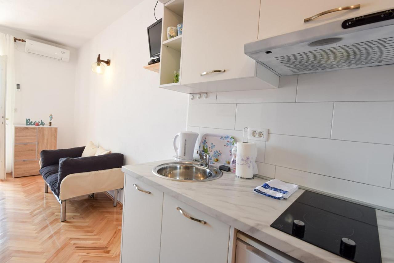 Ferienwohnung Marios Brela Exterior foto