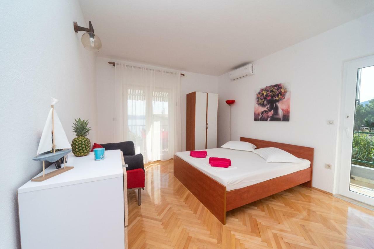Ferienwohnung Marios Brela Exterior foto